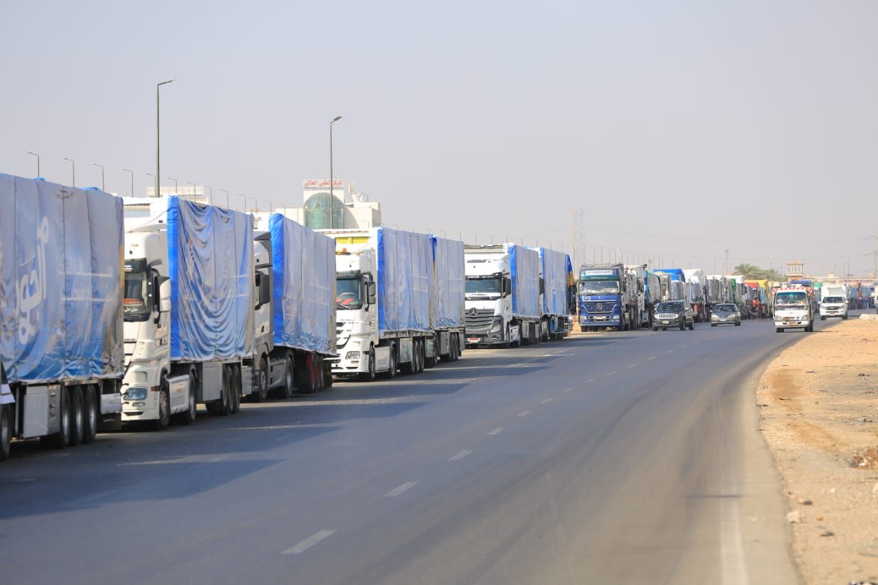 قافلة التحالف الوطني رقم 11 تنطلق لدعم غزة بـ 200 شاحنة إغاثية.. "صور"