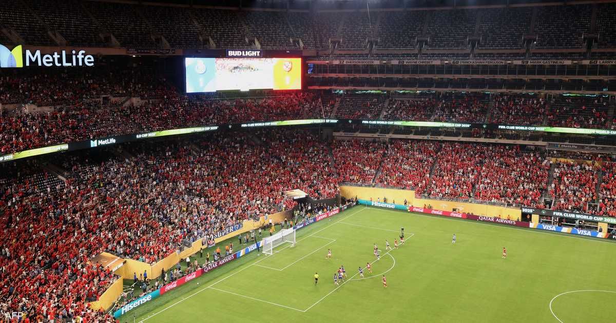 العالم اليوم - بالعلم الفلسطيني.. وسام أبو علي يكسر قاعدة "الدوري الأميركي"