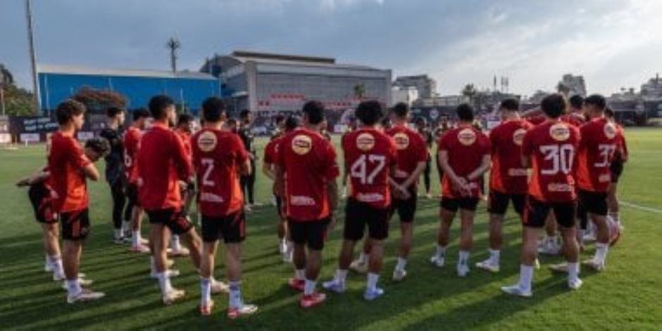 النادى الاهلى يواصل تدريباته على ملعب التتش استعدادا للمحلة