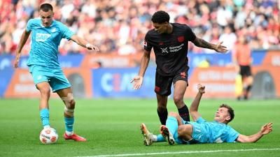 ليفركوزن يستهل البوندسليغا بخسارة