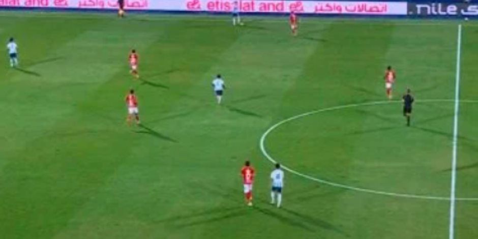 بيراميدز خطف الأهلي بهدف في الشوط الأول والأحمر أداؤه «كوبي بيست» مباراة المحلة