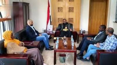 أخبار اليمن : ممثلو منظمة دولية يُعزون باستهداف الرهوي ورفاقه
