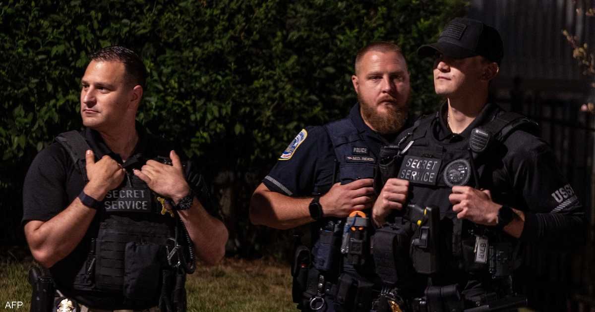 العالم اليوم - بسبب تعليق حول كيرك على فيسبوك.. إيقاف عميل سري أميركي