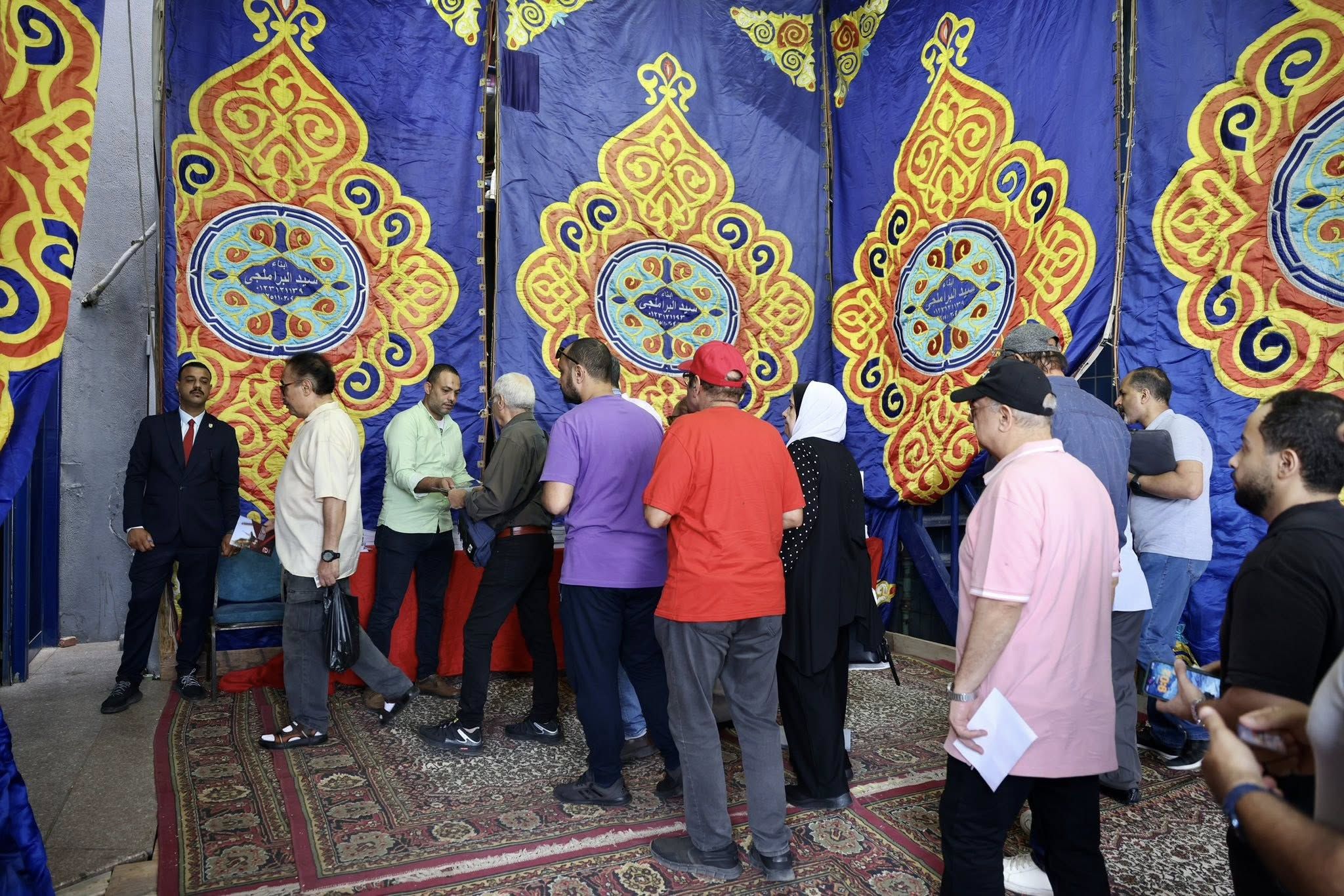 اكتمال النصاب القانوني للاجتماع الخاص لعمومية الأهلي.. صور