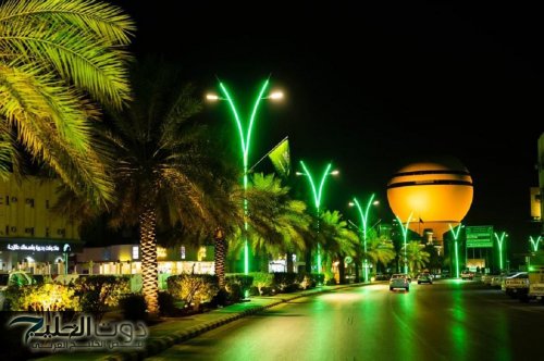 أمانة القصيم تزين شوارع ومدن المنطقة بـ23 ألف علم استعدادًا لليوم الوطني الـ95