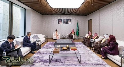 أمين الرياض يلتقي الأميرة هيساكو تاكامادو في جناح المملكة بإكسبو أوساكا 2025