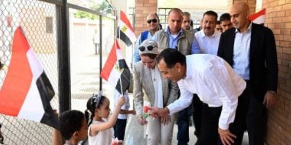 رئيس الوزراء يتفقد مركز تنمية الأسرة ضمن "حياة كريمة" بسبك الأحد فى المنوفية