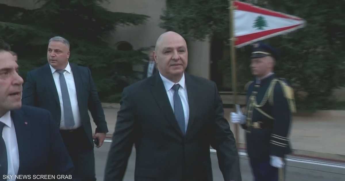 العالم اليوم - لبنان بين واقعية عون وتشدد حزب الله.. فرصة أم مغامرة؟