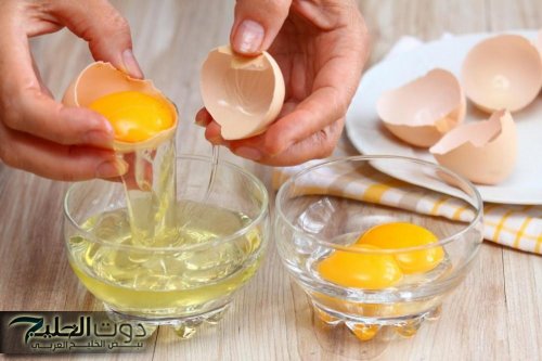 جربي فوائد بياض البيض للبشرة وتألقي بنضارة طبيعية