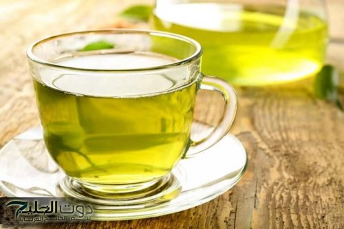 "شي لايصدق!!".. قدرة ربانية عجيبة لهذه العشبة تعمل على تنظيف سموم الكلى والكبد والجسم!!