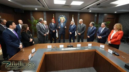 وزير البترول يشهد توقيع عقد تمويل مشروع الإيثانول الحيوي مع تحالف مصرفي