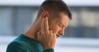 ما العلاقة بين السمنة وطنين الأذن؟