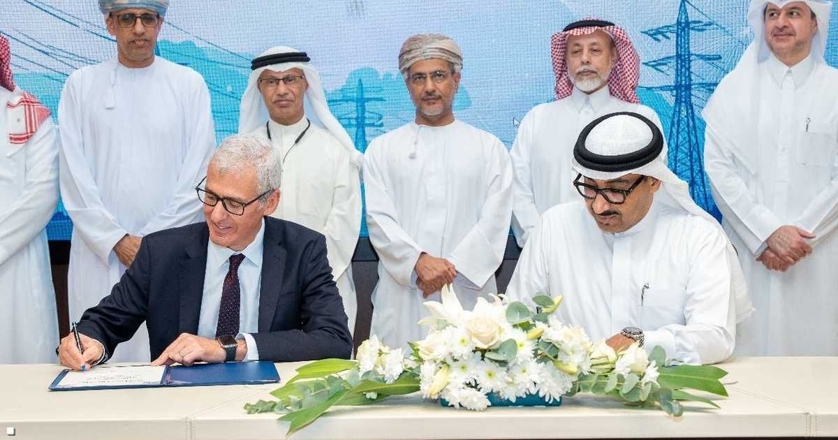 العالم اليوم - عقود توسعة جديدة لربط كهرباء الخليج مع الإمارات وعُمان