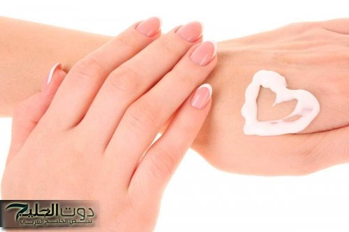 دللي يديك بوصفات طبيعية منزلية