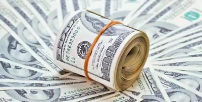 الدولار قرب أدنى مستوى