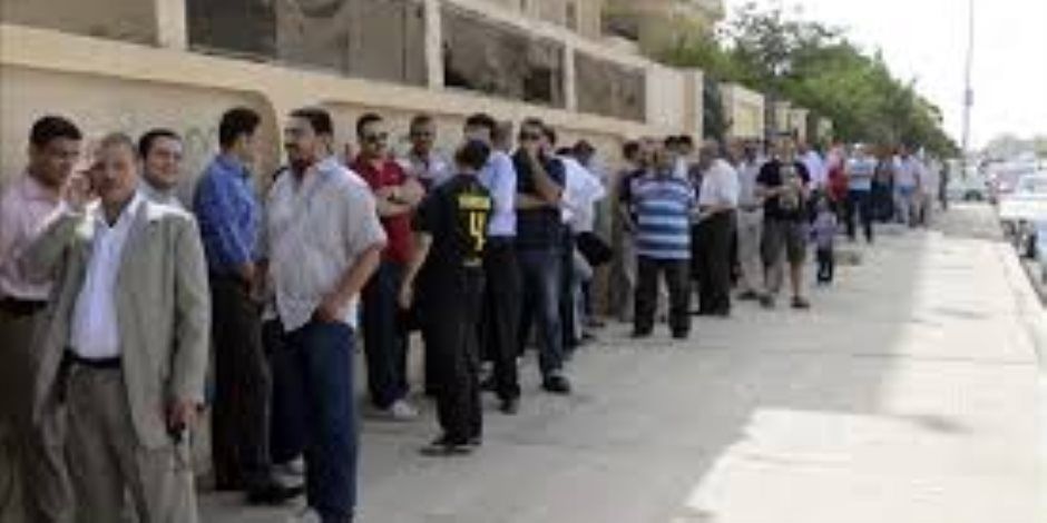 فى يومها الثانى.. طوابير على لجان انتخابات مجلس النواب بالإسماعيلية