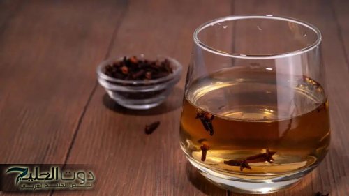 ماذا يحدث لجسمك عند شرب ماء القرنفل يوميًا؟