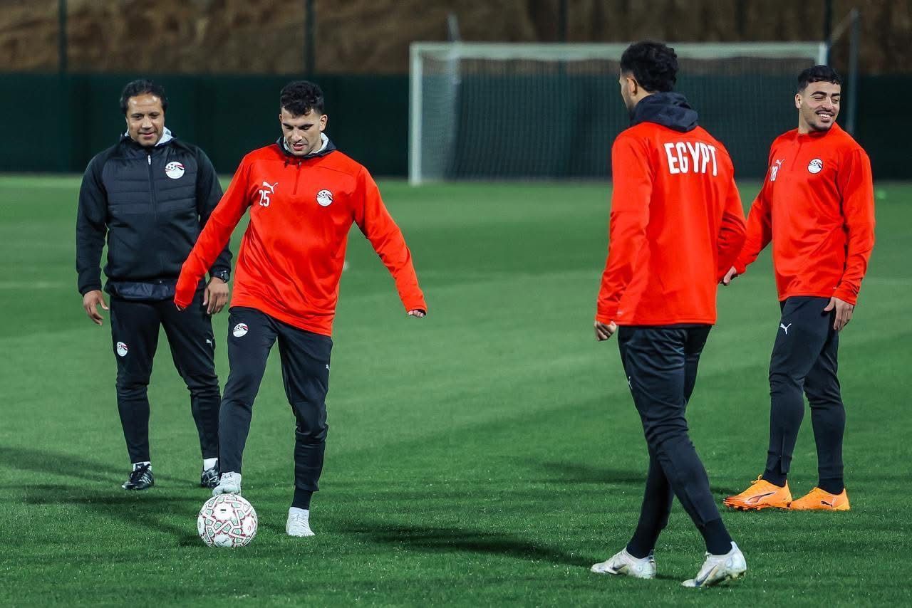 منتخب مصر يختتم تدريباته استعدادا لمواجهة زيمبابوى غدا.. صور