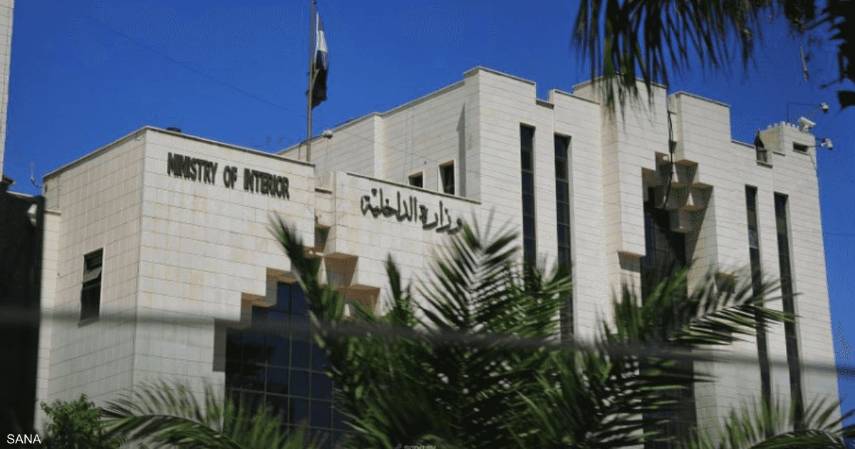 العالم اليوم - الداخلية السورية تفتح الباب لعناصر الأمن المنشقين عن الأسد
