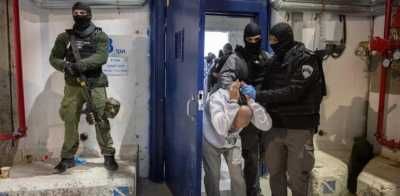 9300 أسير فلسطيني يواجهون التجويع والتعذيب في سجون الاحتلال