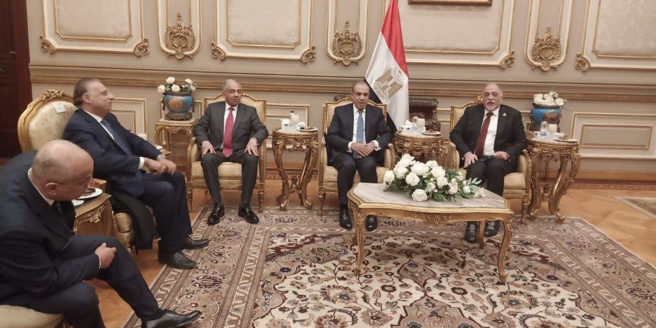 خلال زيارته للشيوخ.. وزير الخارجية: الدبلوماسية البرلمانية أصبحت ضرورة ملحة في ظل الاستهداف المستمر من الجماعات الإرهابية