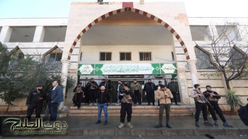 سرايا أنصار السنة الإرهابية تتبنى تفجير المسجد في حمص