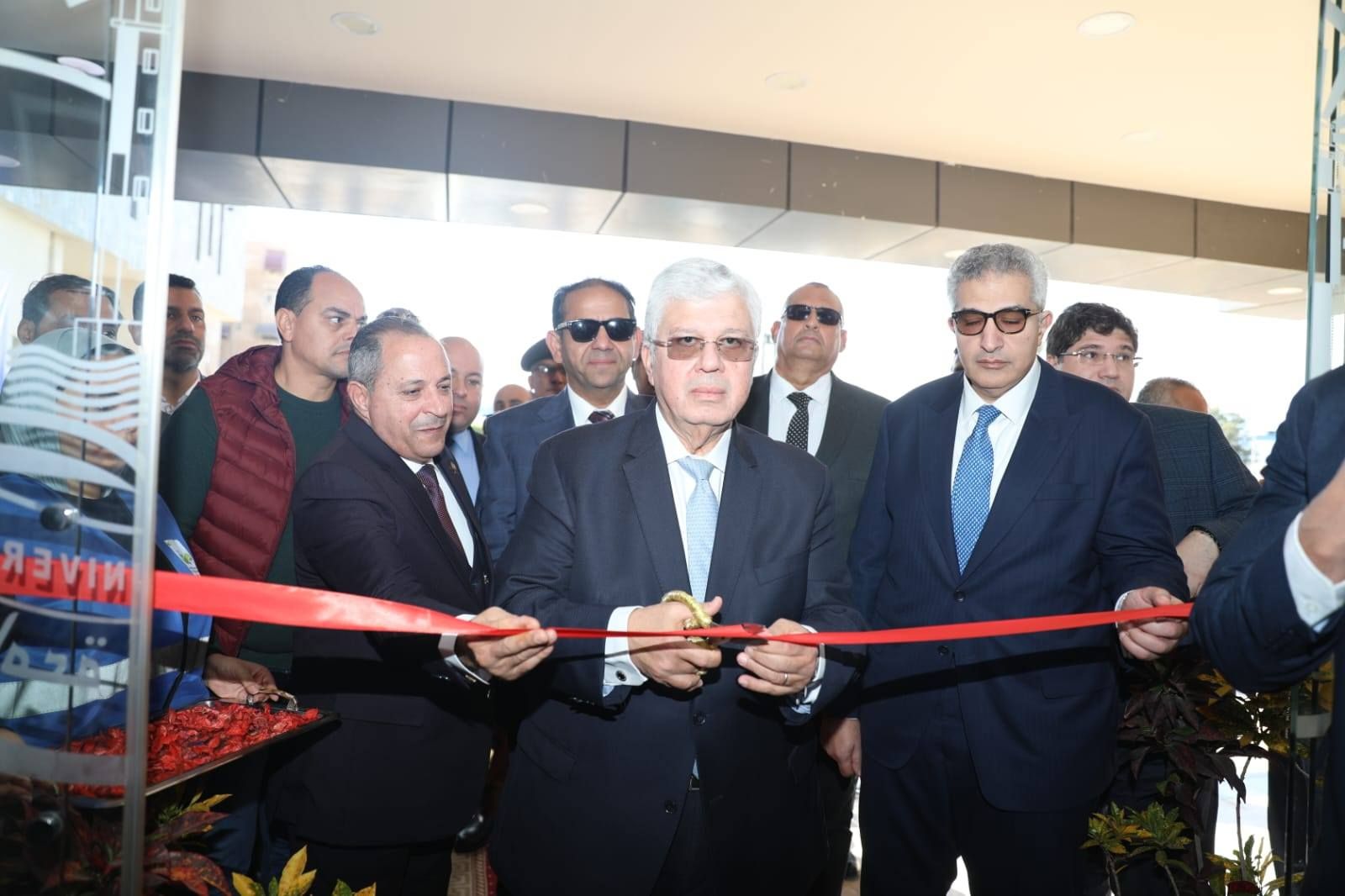 وزير التعليم العالي ومحافظ بورسعيد ورئيس الجامعة يفتتحون مشروعات تعليمية وخدمية بجامعة بورسعيد
