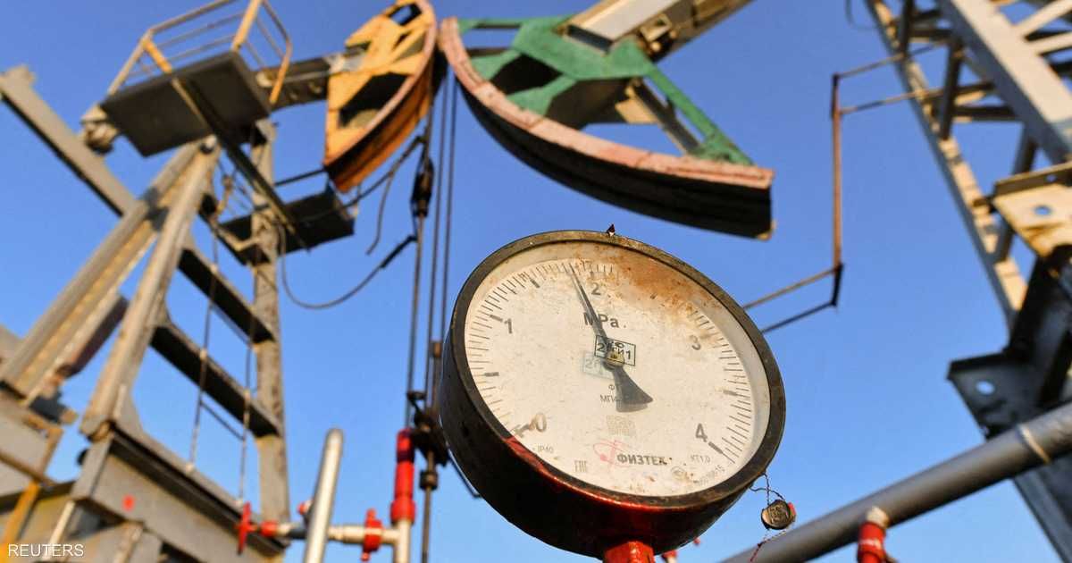 العالم اليوم - النفط يرتفع بعد أكبر خسارة سنوية منذ 2020