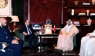 وزير التجارة يبحث مع نظيره البحريني سبل تنمية التعاون…