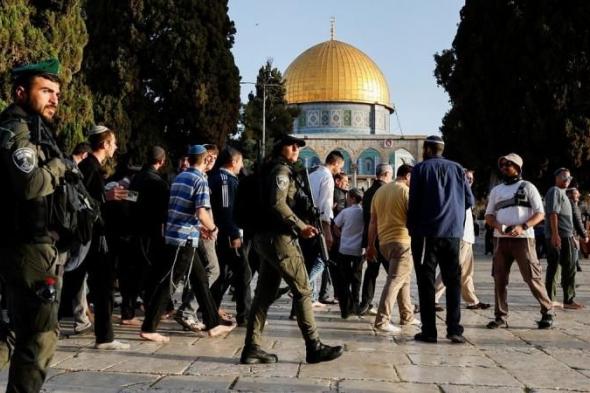 مئات المستوطنين يقتحمون باحات المسجد الأقصى في «يوم الغفران»
