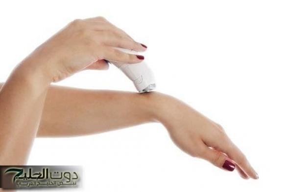 «وفري فلوسك يا غاليه واستخدمي حاجات طبيعية»... النشا لإزالة شعر الاجزاء الانثوية بجسمك بدون الم وإزالة أي سواد موجود في بشرتك!!